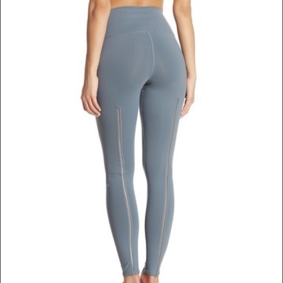 alo high waist dash legging